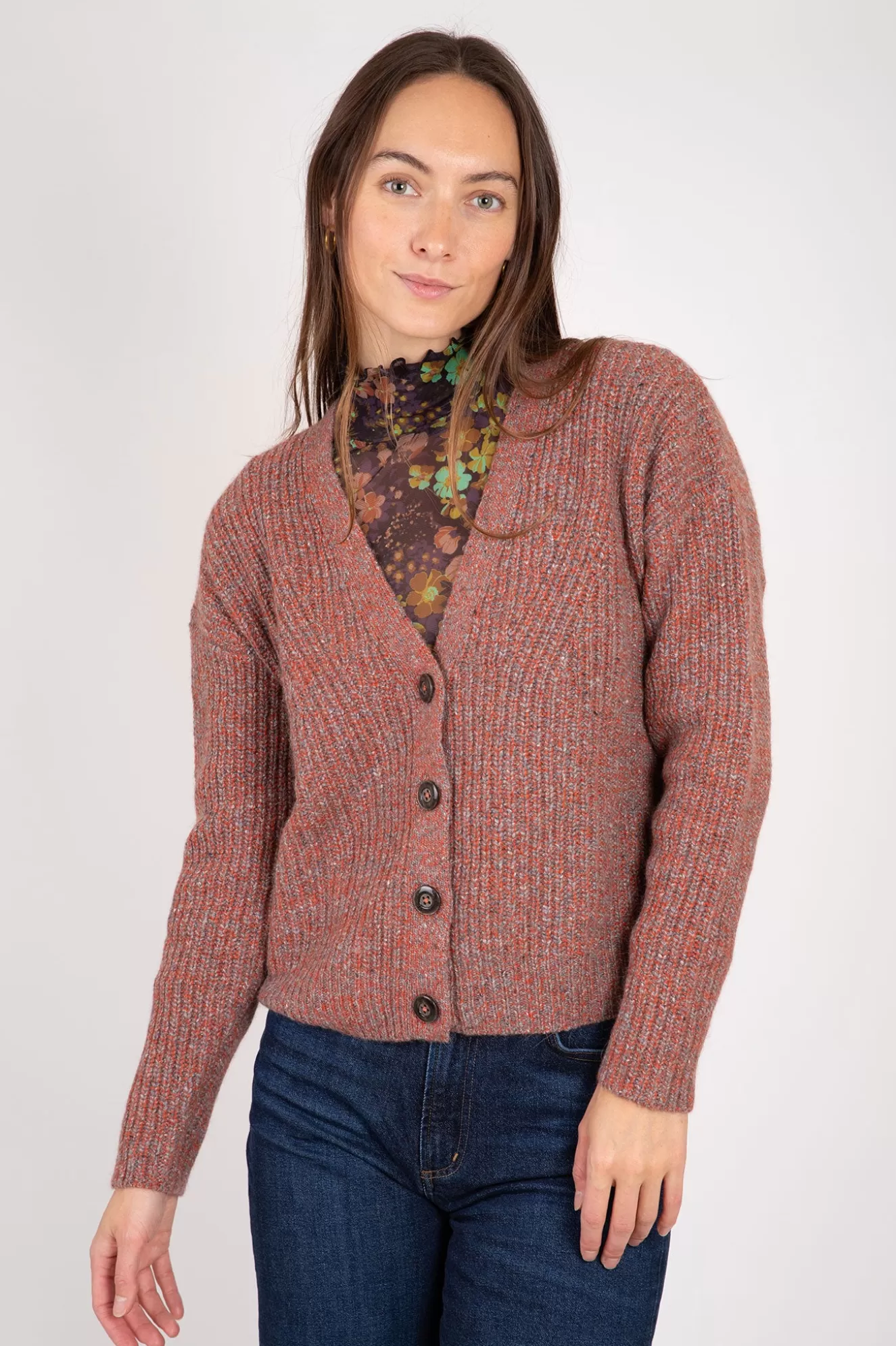 Cheap Full Fashioned V-Neck Cardi Sweaters & Knits