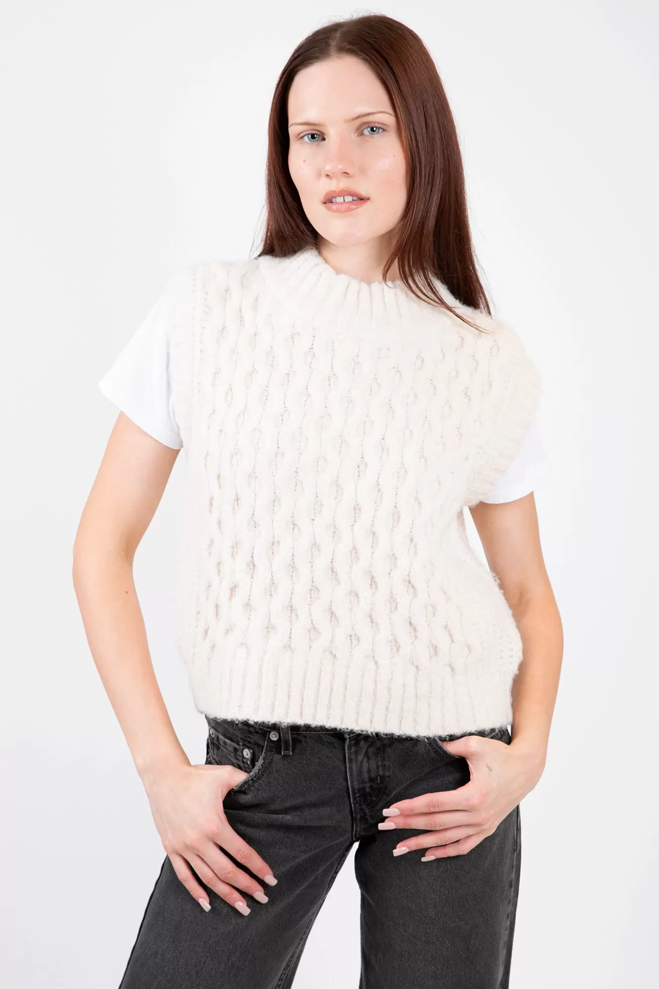 Best Lina Textured Vest Sweaters & Knits